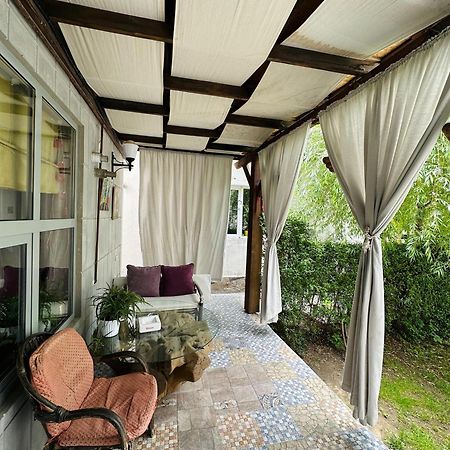 Art House Sweet Home Шимкент Екстер'єр фото
