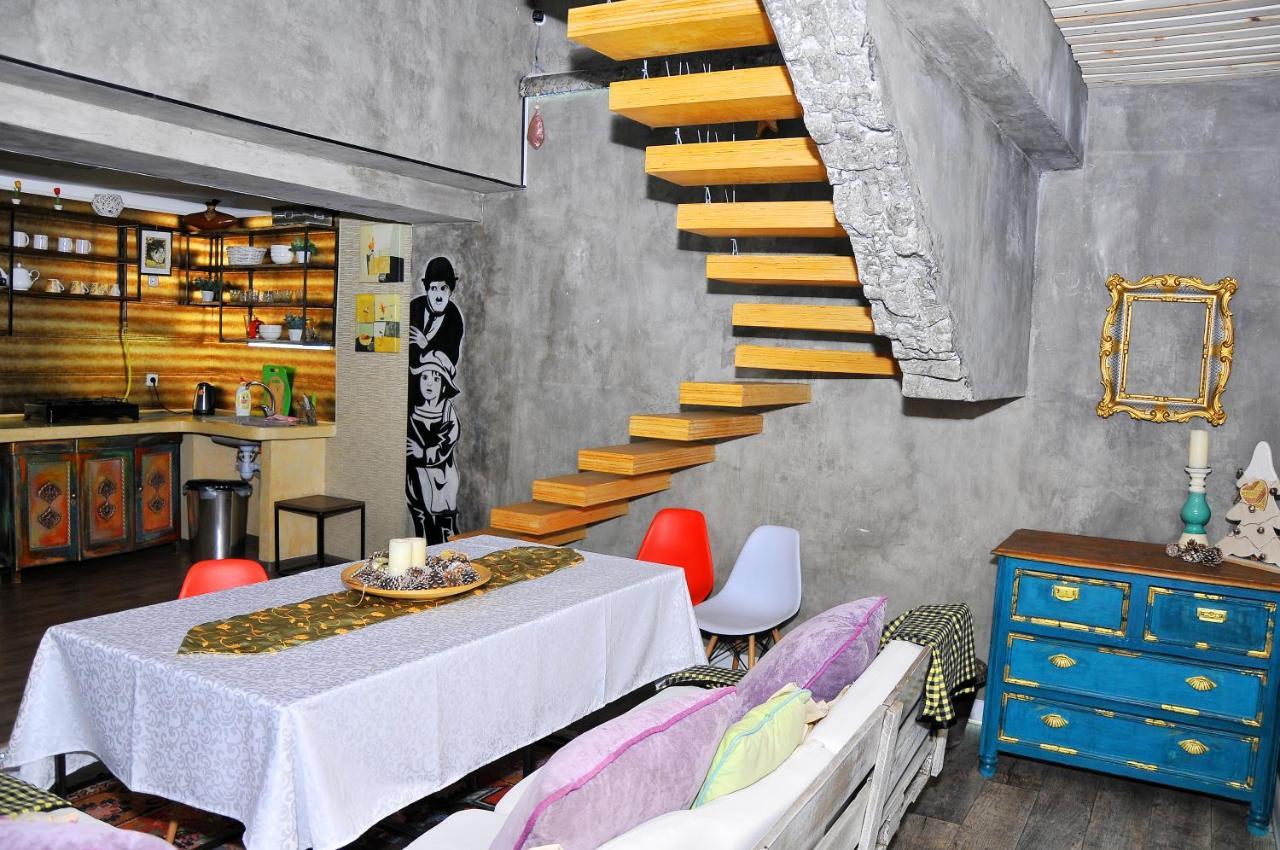 Art House Sweet Home Шимкент Екстер'єр фото